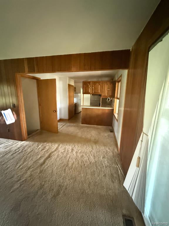 1531 8 MILE Road, Whitmore Lake, MI 48189 — Photo 9