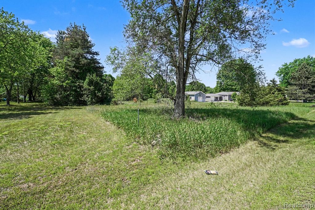 1948 Mayfield Road, Lapeer, MI 48446 — Photo 9