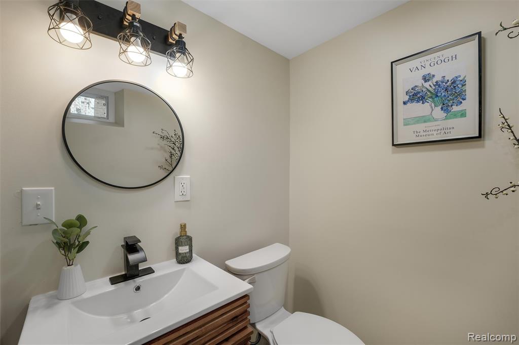19201 Bentler Street, Detroit, MI 48219 — Photo 18