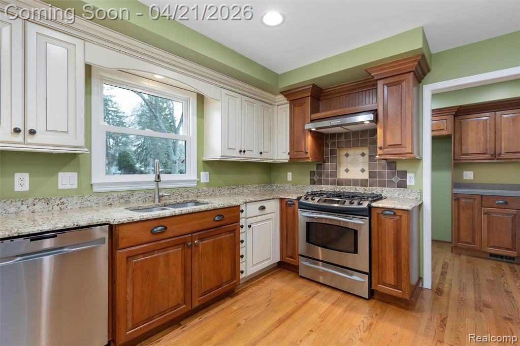 38556 Shana Drive, Clinton Twp, MI 48036 — Photo 19