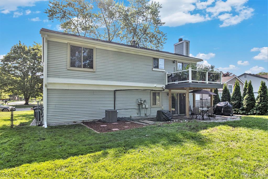 1116 Heritage Drive, Canton, MI 48188 — Photo 32