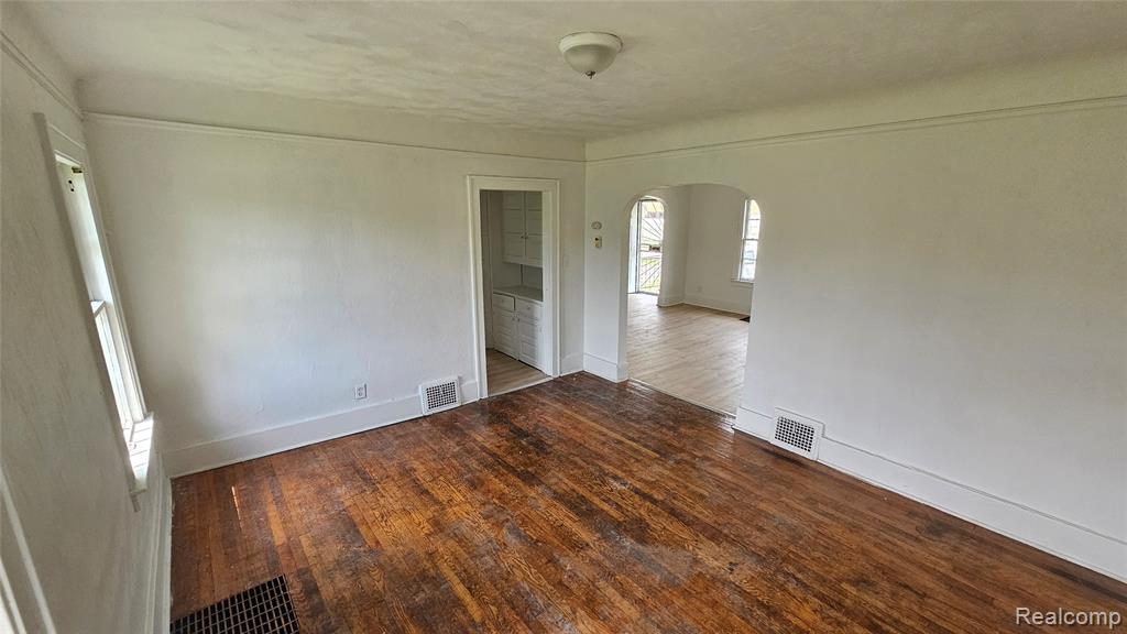345 W Nevada Street, Highland Park, MI 48203 — Photo 11