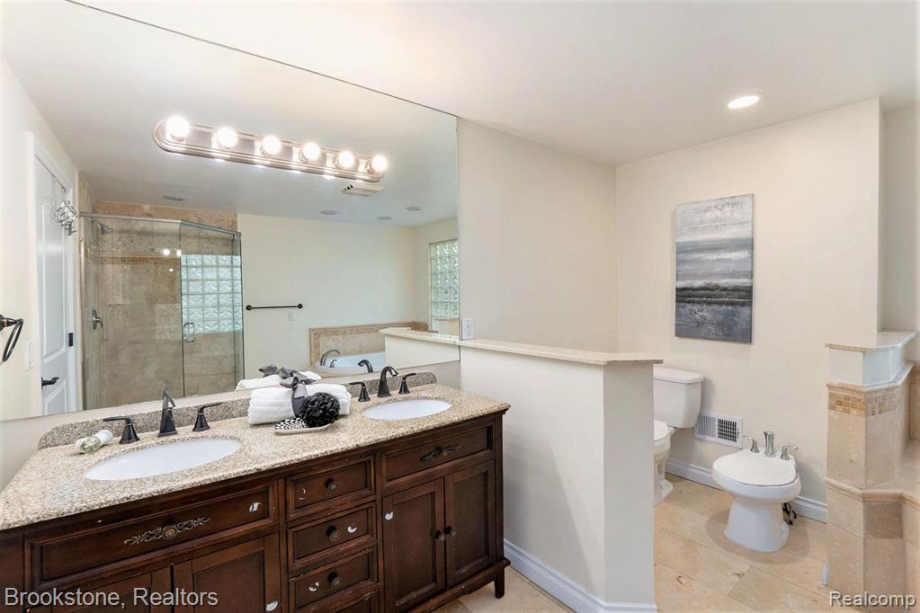 6533 POST OAK Drive, West Bloomfield, MI — Photo 27