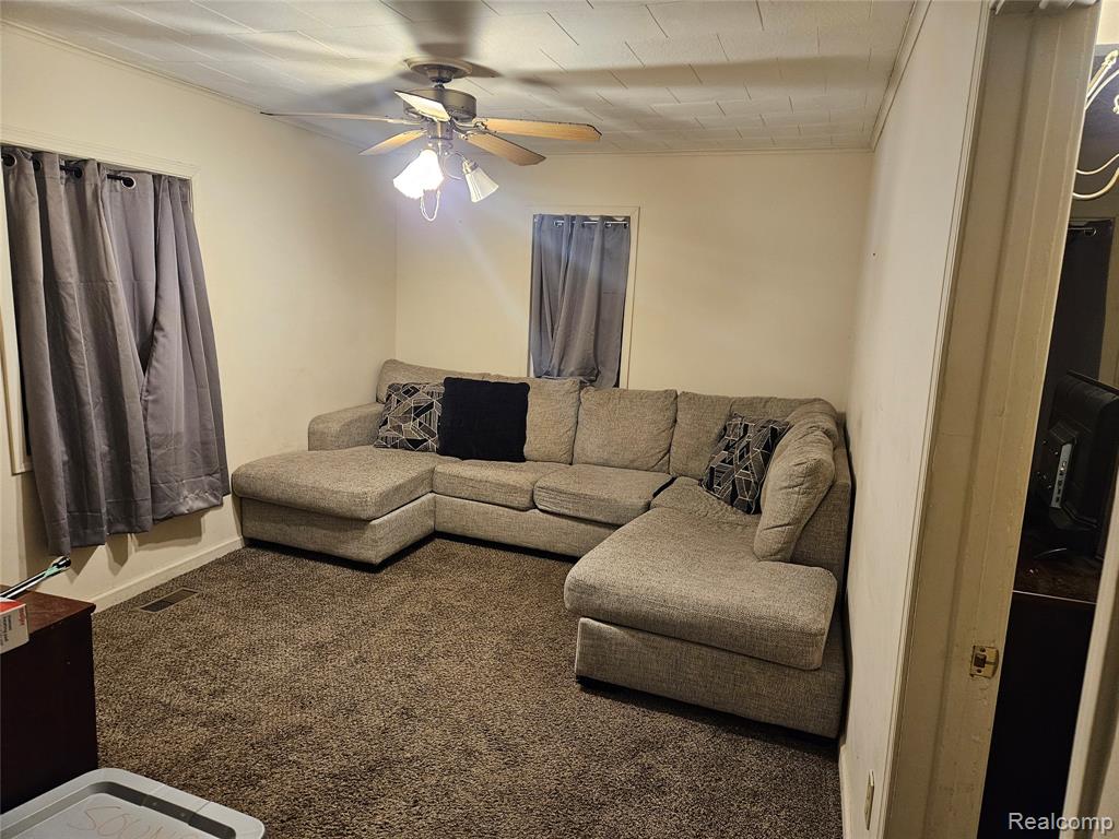 822 Isham Street, Owosso, MI 48867 — Photo 4