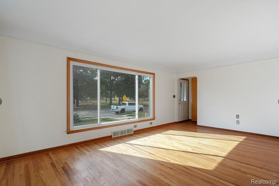 920 N Denwood Street, Dearborn, MI 48128 — Photo 3