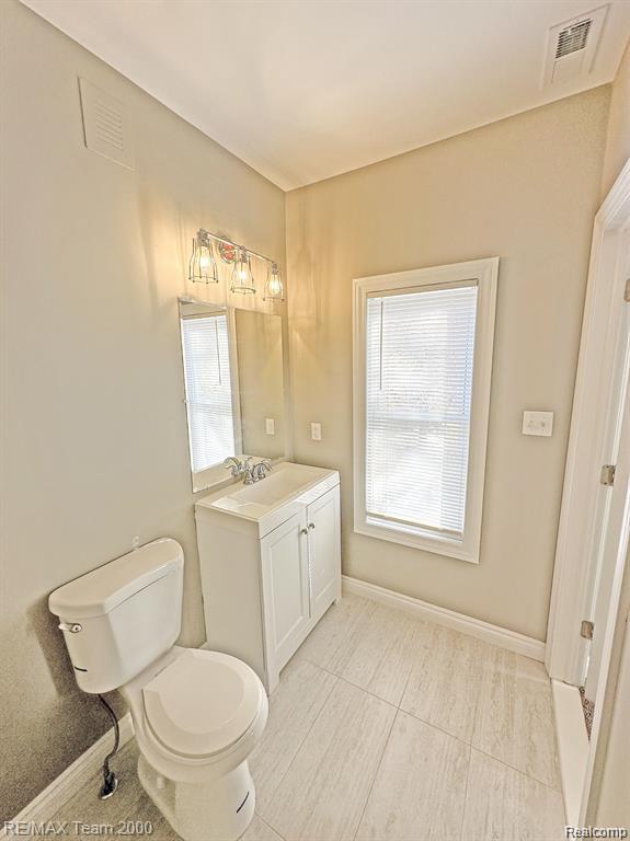 233 Leicester Court, Detroit, MI 48202 — Photo 17