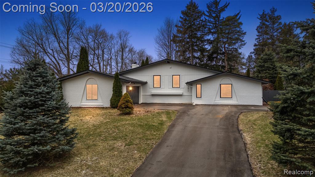 7811 Caberfae Trail, Clarkston, MI 48348 — Photo 2