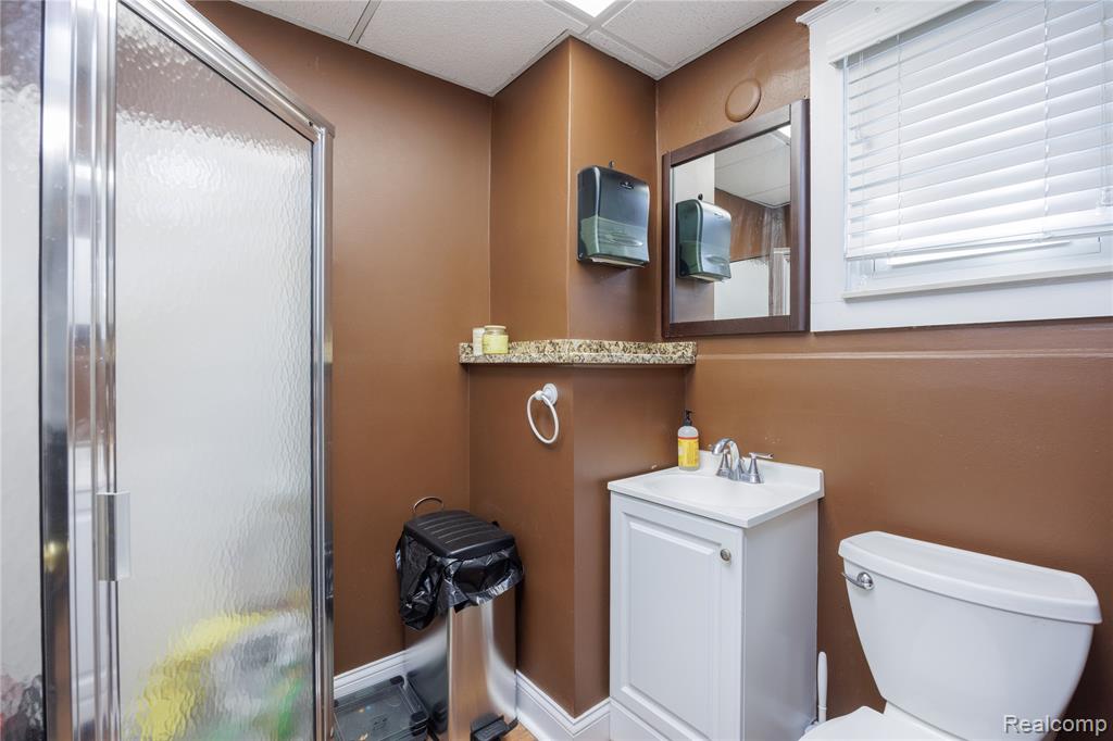 815 N Main Street, Rochester, MI 48307 — Photo 20