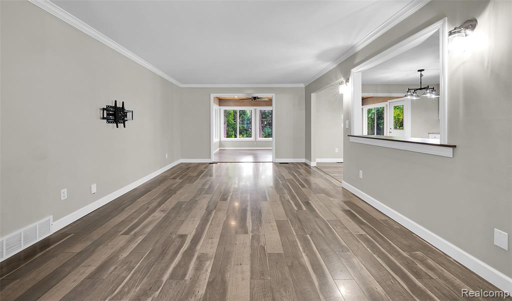 2880 Wareing Drive, Orion, MI — Photo 5