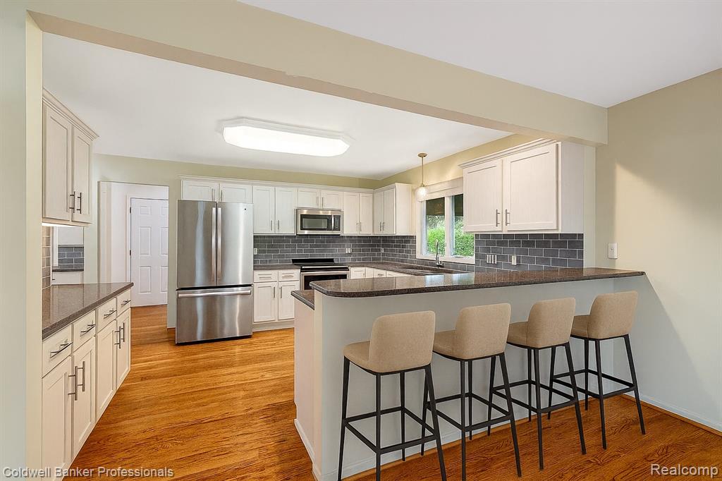 468 Orchard Ridge Drive, Lake Orion, MI 48362 — Photo 19
