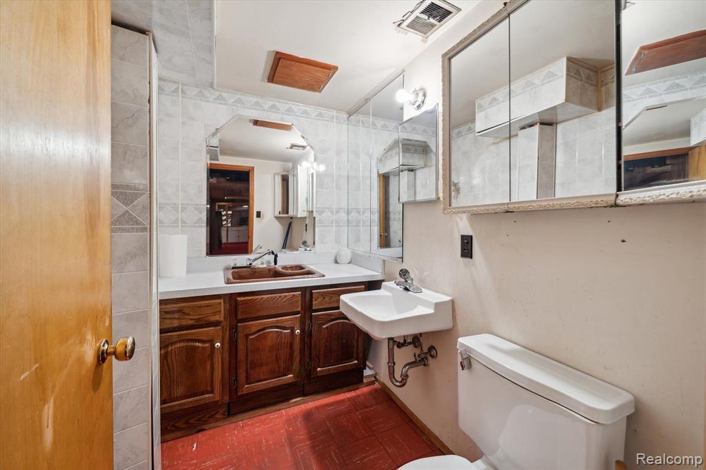 862 JUNEAU Road, Ypsilanti, MI 48198 — Photo 39