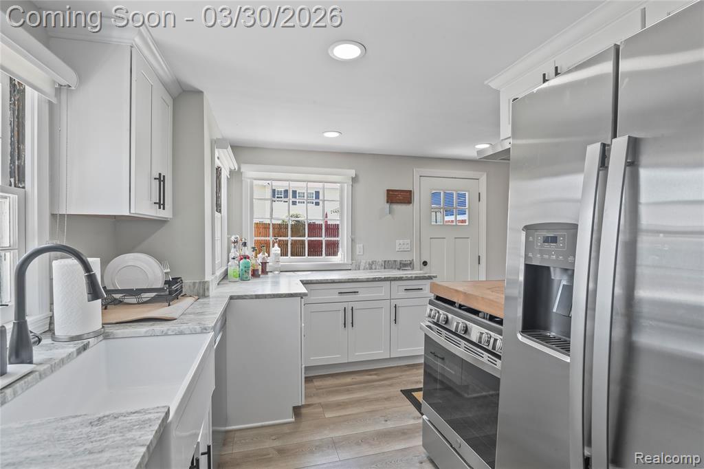 3051 Elmwood Drive, Fort Gratiot, MI 48059 — Photo 12