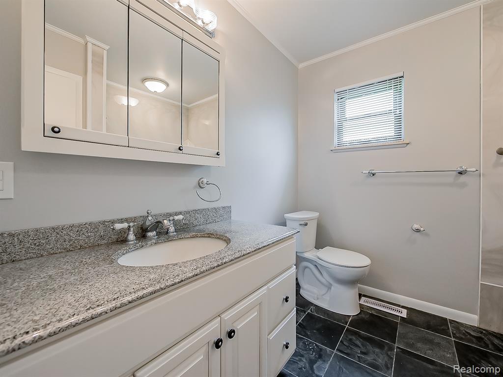 7580 Thornwood Street, Canton, MI 48187 — Photo 39