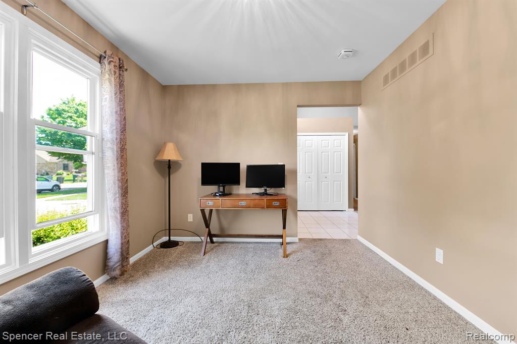 600 TURNBULL Street, Lapeer, MI 48446 — Photo 6
