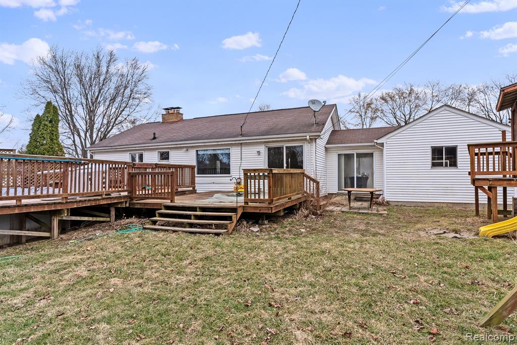 724 NICHOLS Road, Auburn Hills, MI 48326 — Photo 35
