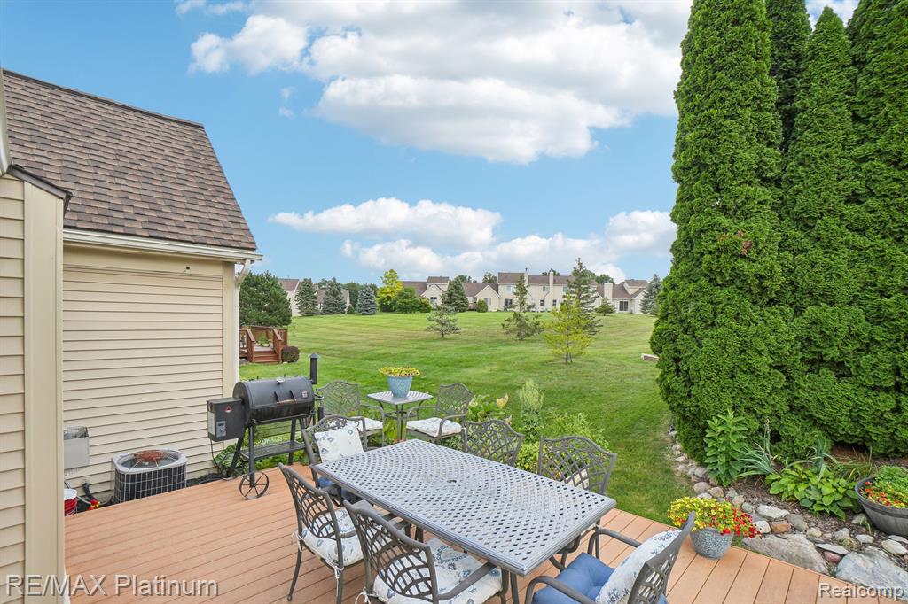 469 Lilly View Court, 53, Howell, MI 48843 — Photo 25