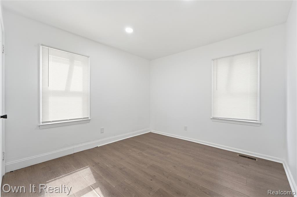 6454 Vaughan Street, Detroit, MI 48228 — Photo 13