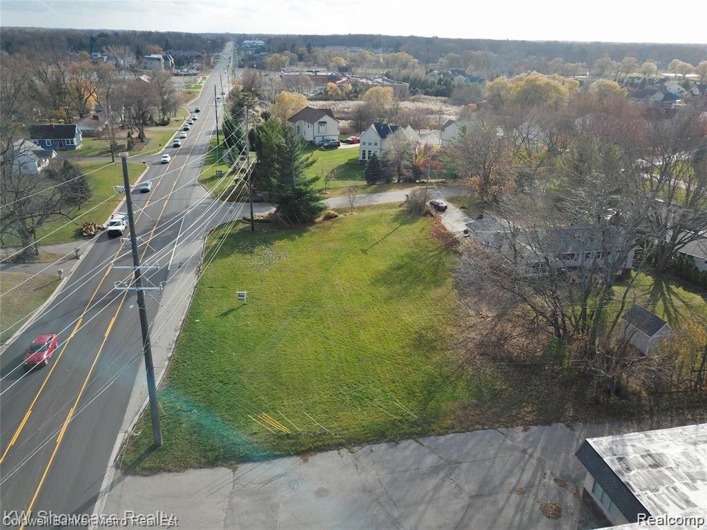 1990 UNION LAKE RD Road, Commerce Twp, MI 48382