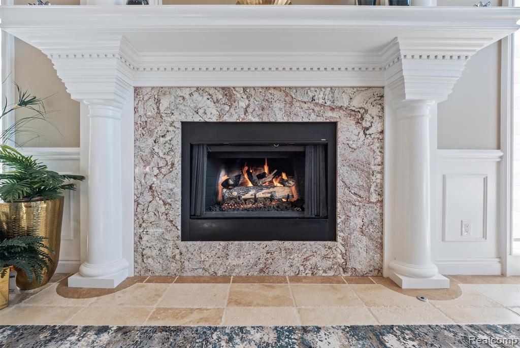6608 Minnow Pond Drive, West Bloomfield, MI — Photo 9