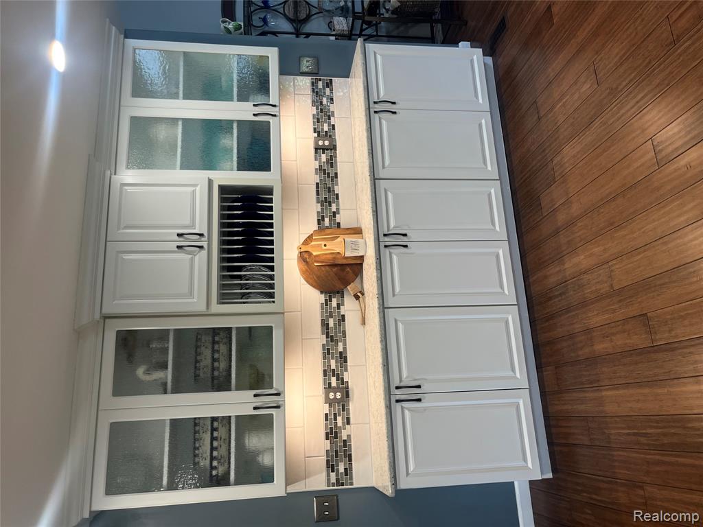 6343 Clovis Avenue E, Flushing, MI 48433 — Photo 10