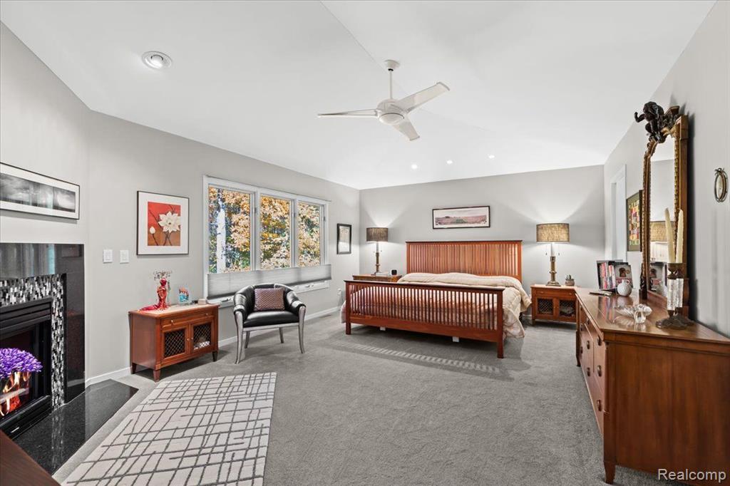 2193 TRILLIUM WOODS Drive, Ann Arbor, MI 48105 — Photo 23