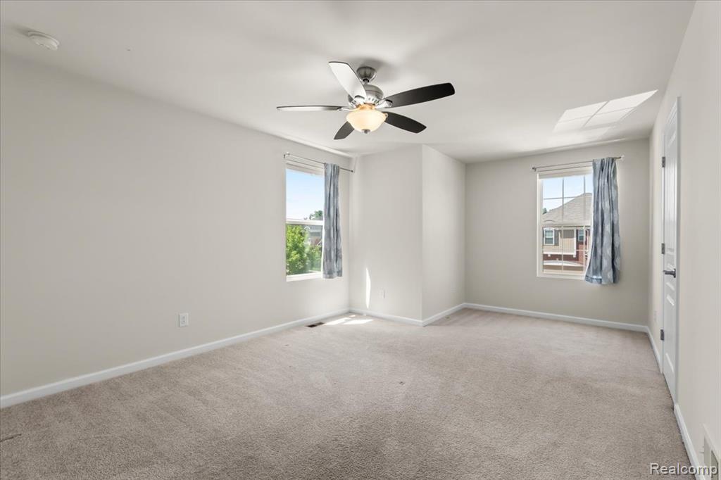 49552 Harrier Place, Novi, MI — Photo 31