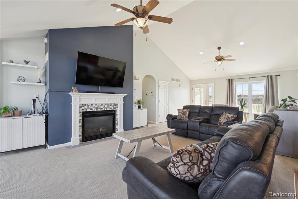 11051 Meadowview Drive, Goodrich Vlg, MI — Photo 9