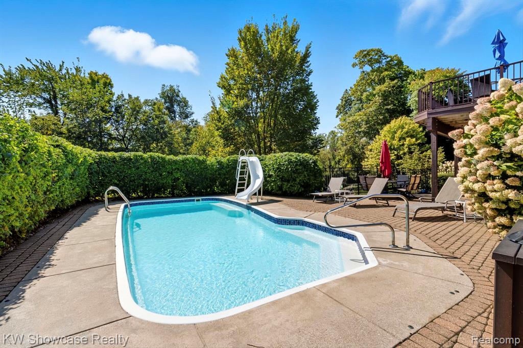 1539 Wandrei Court, Commerce Twp, MI 48382 — Photo 62