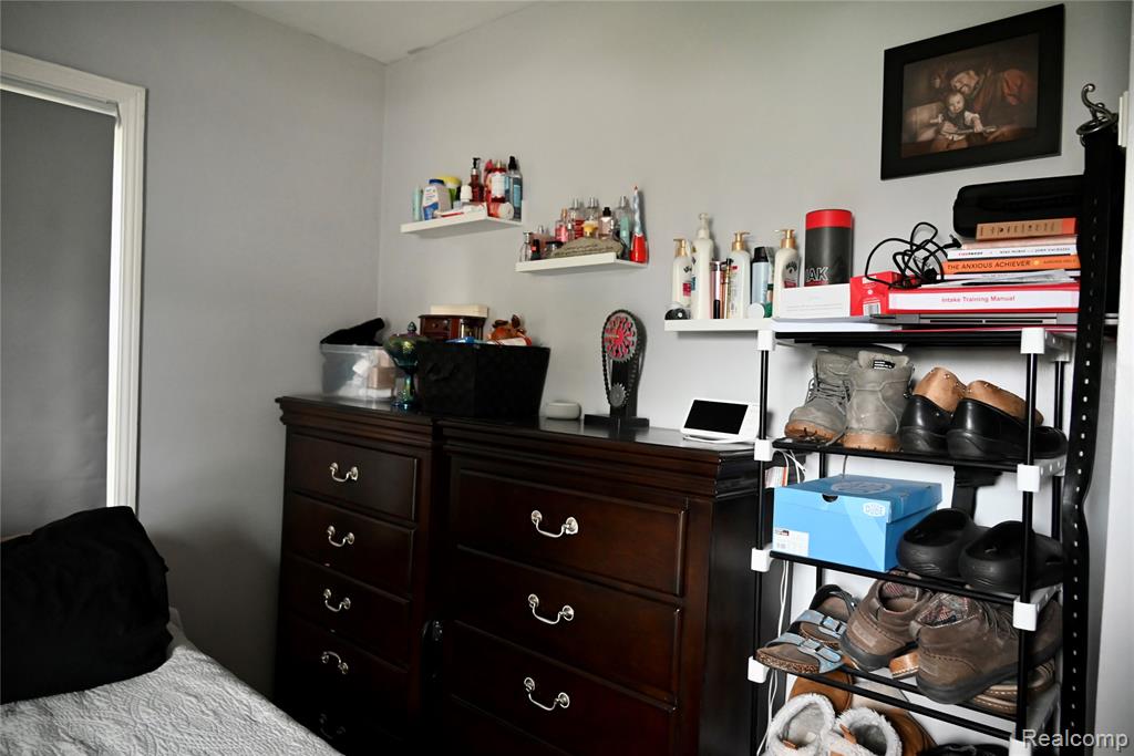 958 Ford Boulevard, Lincoln Park, MI 48146 — Photo 12
