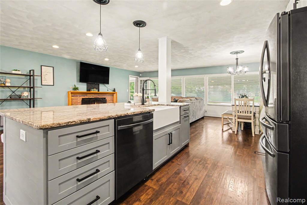 330 Cole Road, Monroe, MI 48162 — Photo 15