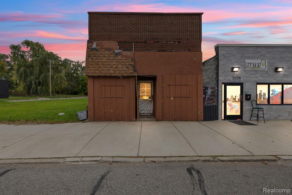 22209 Fenkell Street, Detroit, MI 48223