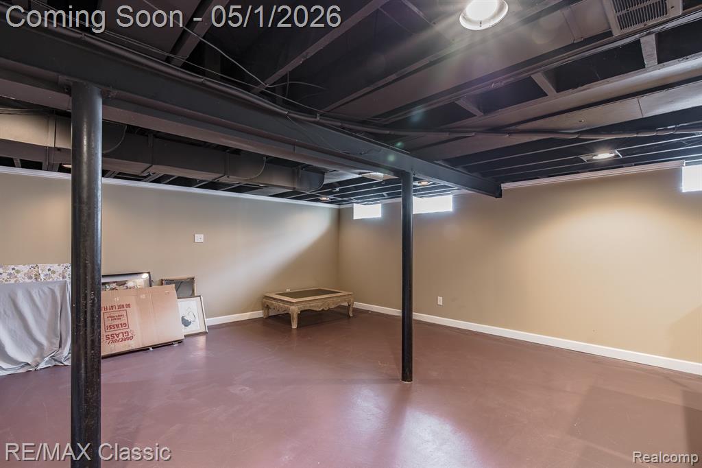 16950 Locherbie Avenue, Beverly Hills, MI 48025 — Photo 27