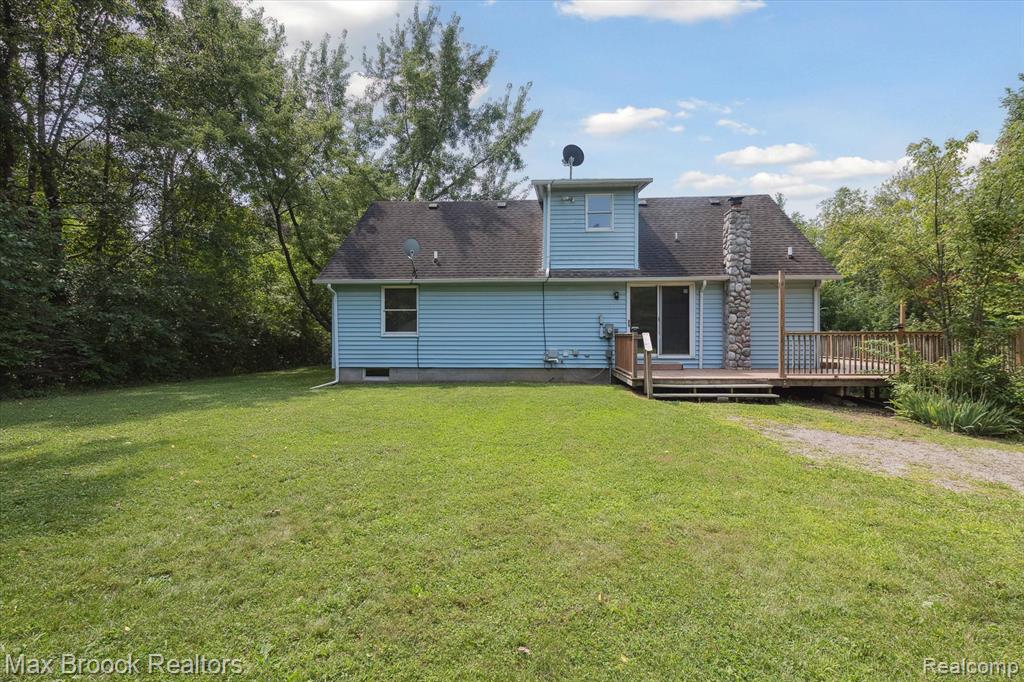 7669 Pontiac Lake Road, White Lake, MI — Photo 34