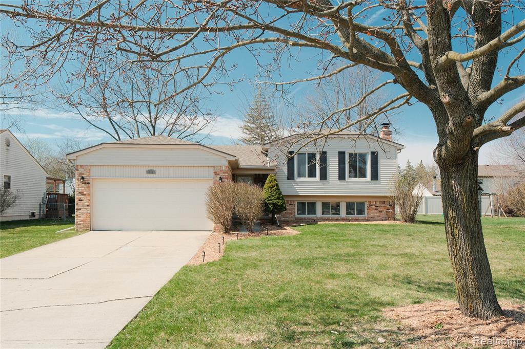 652 Stonehenge Drive, Canton, MI 48188 — Photo 38
