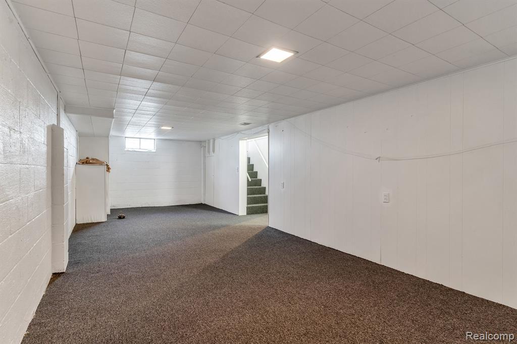 619 VERMILYA Avenue, Flint, MI 48507 — Photo 22