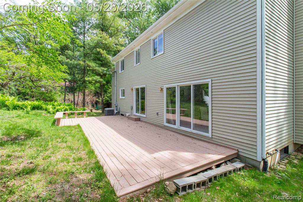 6910 Leytonstone Boulevard, West Bloomfield, MI — Photo 37