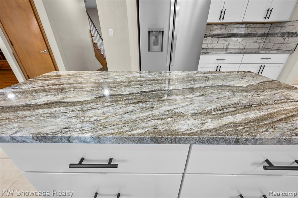 8362 Sunburst, Center Line, MI 48015 — Photo 22