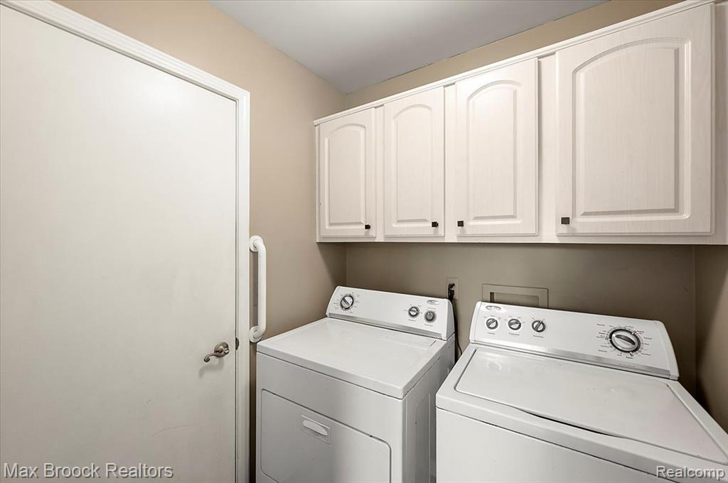 888 Tartan Trail, Bloomfield Hills, MI 48304 — Photo 29