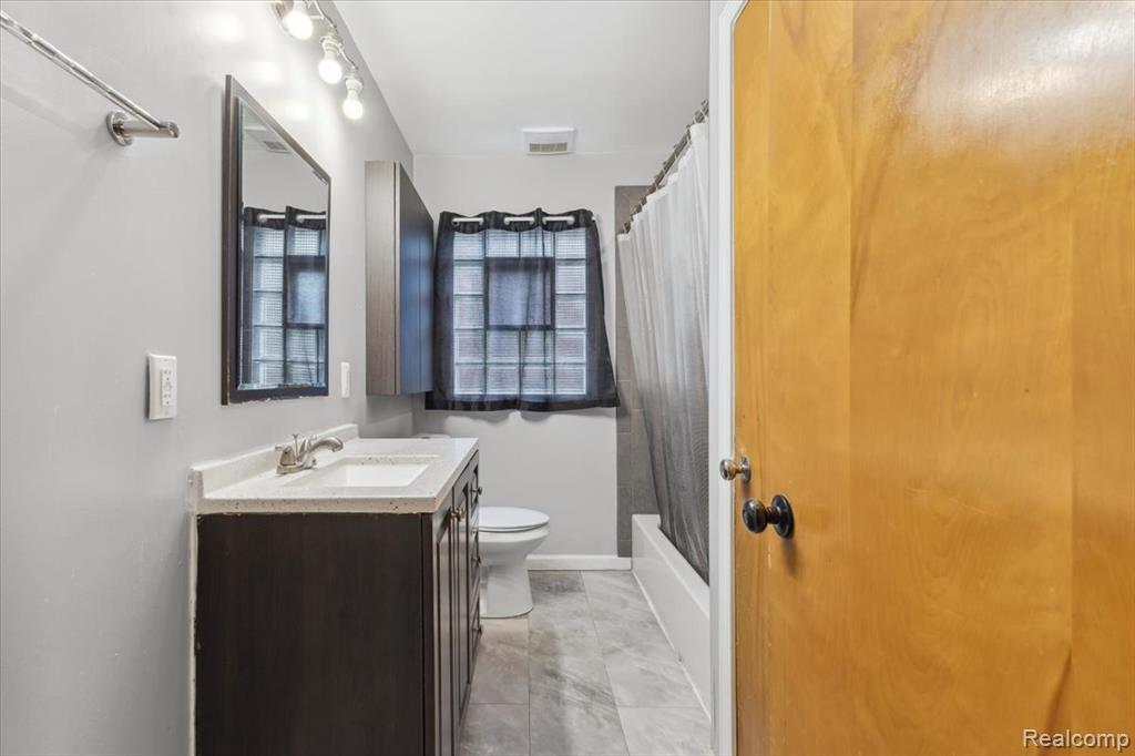 995 Moran Avenue, Lincoln Park, MI 48146 — Photo 19