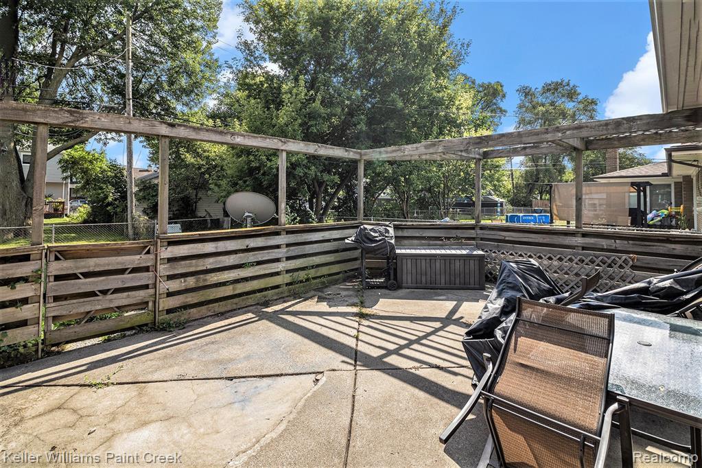 8160 Busch Street, Center Line, MI 48015 — Photo 20