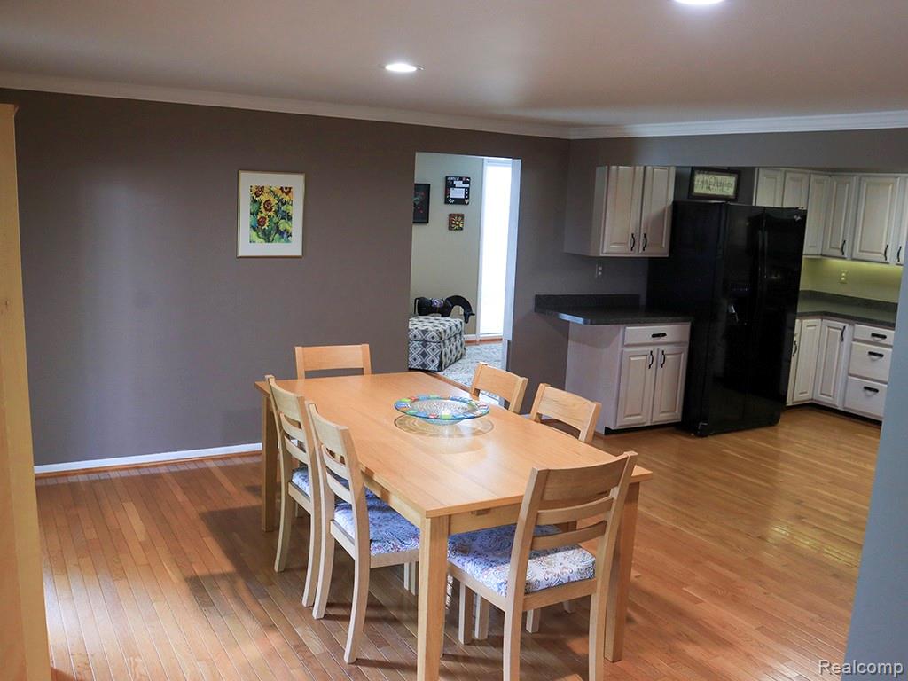 311 S Clinton Street, Stockbridge, MI 49285 — Photo 8