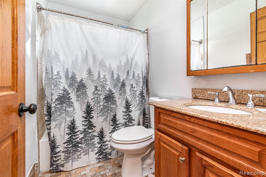 19465 Grabowski Road, St. Charles, MI 48655 — Photo 8