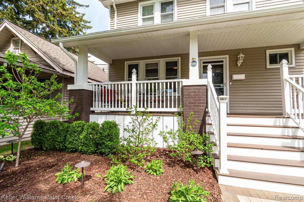 606 N CENTER Street, Royal Oak, MI 48067 — Photo 3