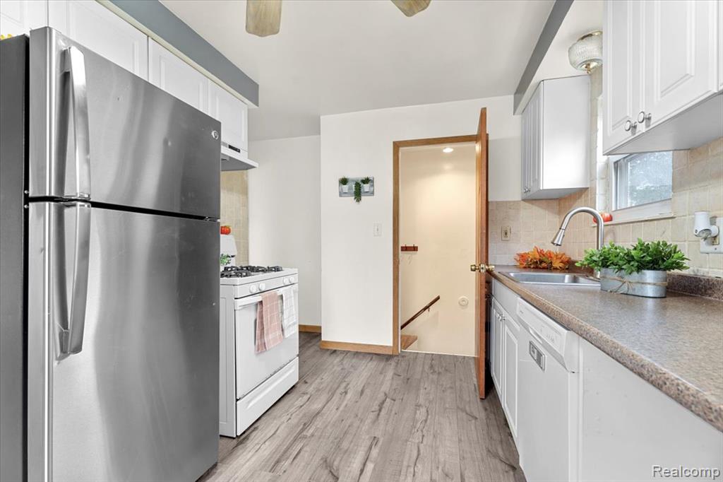5097 Niagara Street, Wayne, MI 48184 — Photo 8