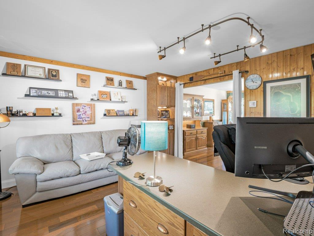42688 Preswick Court, Van Buren, MI 48111 — Photo 19