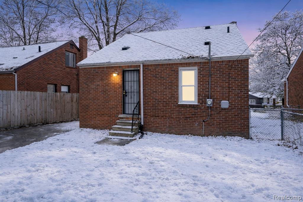 15460 Fielding Street, Detroit, MI 48223 — Photo 17