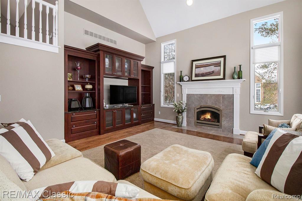 1073 WINDING WAY Court, Milford, MI 48381 — Photo 9