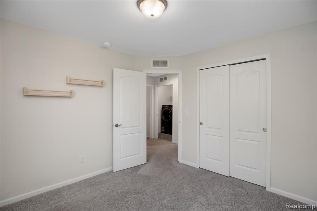 43583 Chancellor Lane, Novi, MI — Photo 22
