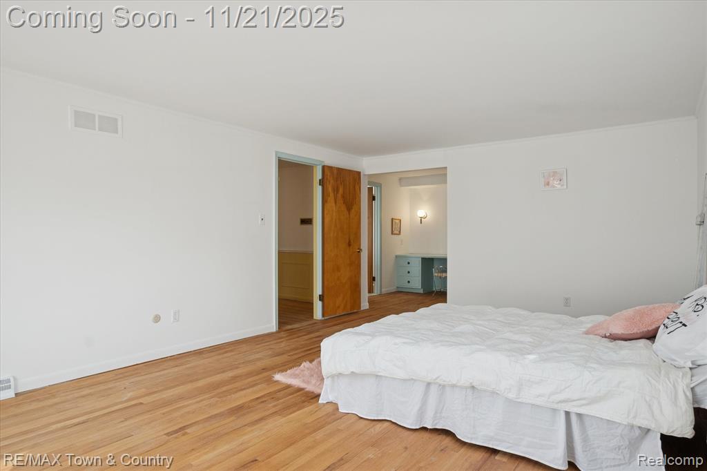 5593 Woodwind Drive, Bloomfield Hills, MI 48301 — Photo 15