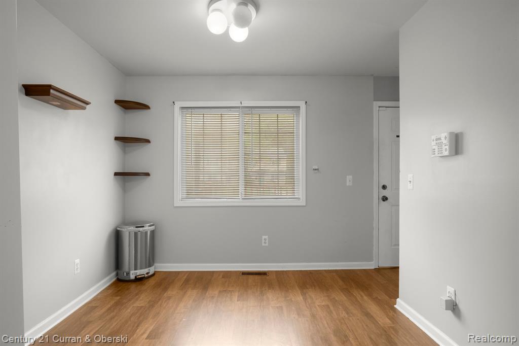 16201 TERRACE VILLAGE Drive, Taylor, MI 48180 — Photo 15